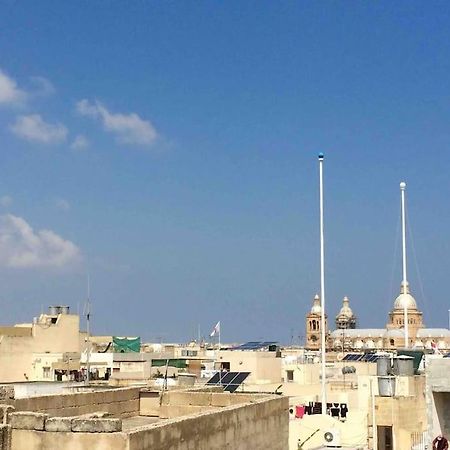 May Flower: Modern Flat Close To Airport/Bus Stops Tarxien Esterno foto